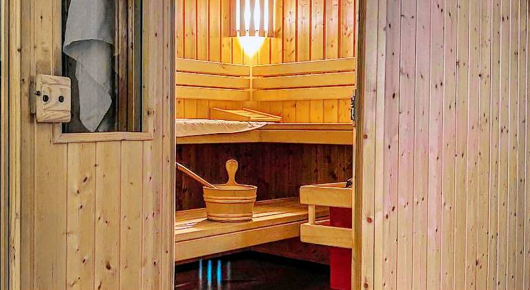 Serviced apartment with sauna, garden & terrace | Pet-friendly — photo 4