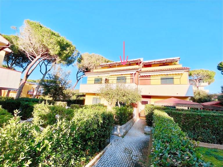 Rental apartment with terrace | Garden view — photo 2
