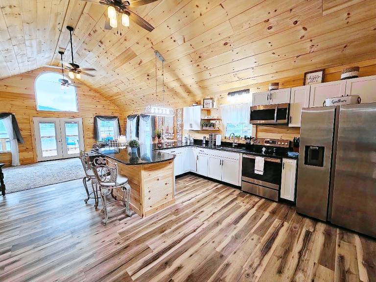 Cabin  Dalton