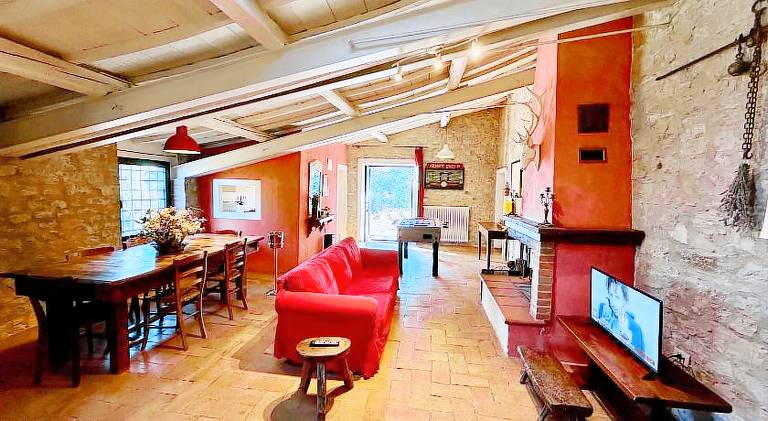 Villa with jacuzzi & pool — photo 4