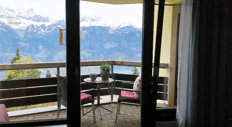 Serviced apartment with pool, sauna & terrace — photo 3