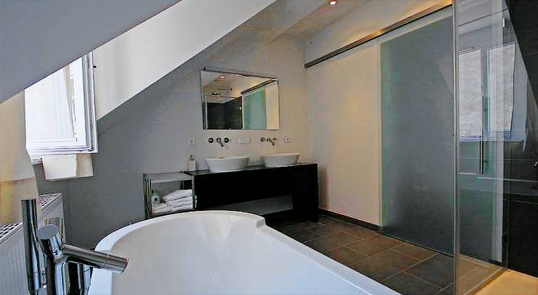 Rental apartment with 2 rooms for 6 persons — photo 2