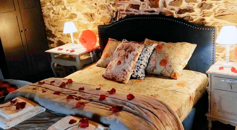 Wonderful chalet with barbecue, patio & private pool | Suitable for remote work | Pet-friendly in Coimbra
