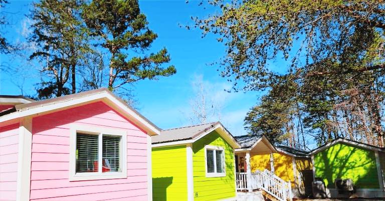 Cabin Steele Creek