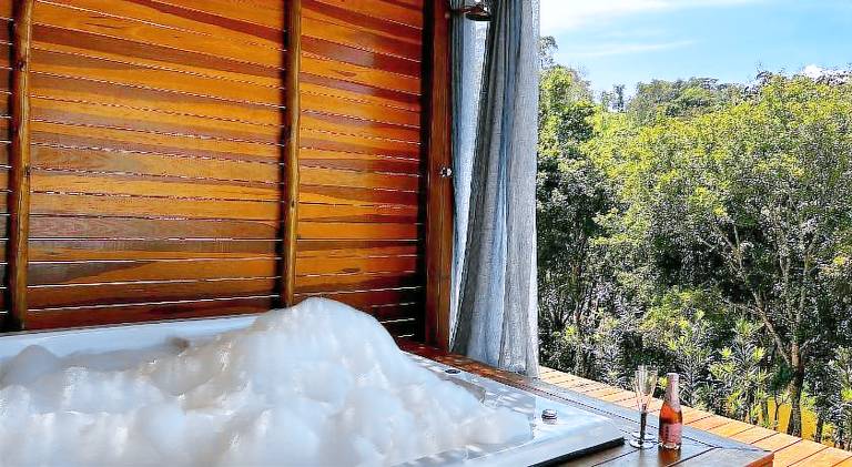 Chalet with BBQ & pool — photo 4