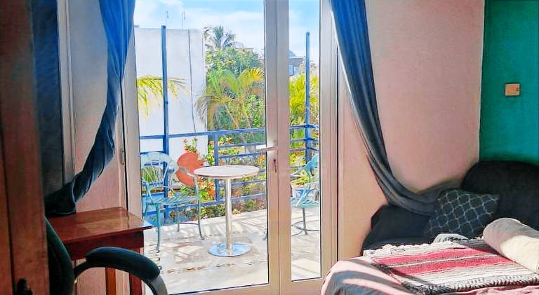 Casa Corazon Beachfront private room & terrace! — photo 2
