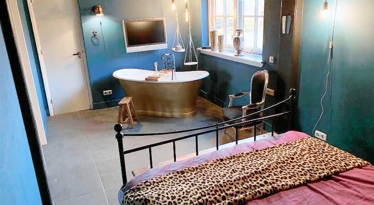 Nice villa with jacuzzi | Dogs allowed — photo 2