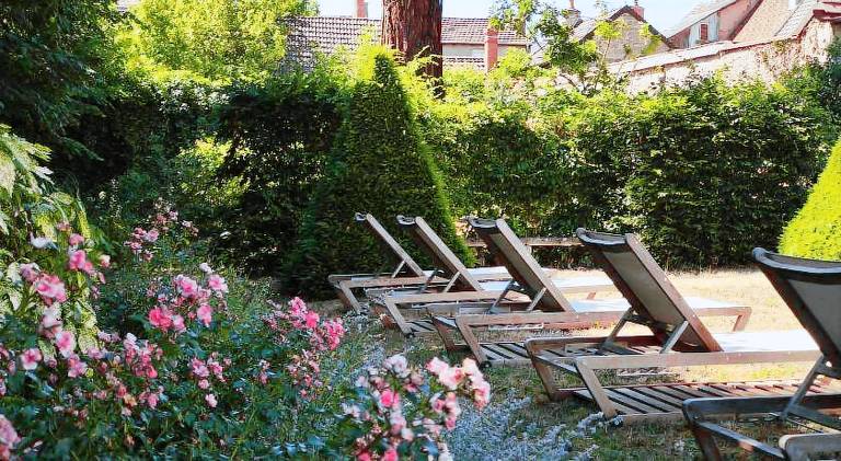 Chez Diane - Maison Hoteliere in Montlucon
