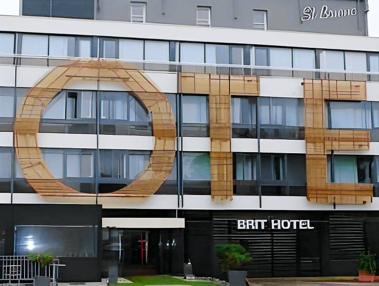 BRIT HOTEL - RESTAURANT Saint-Brieuc Langueux in Tregueux