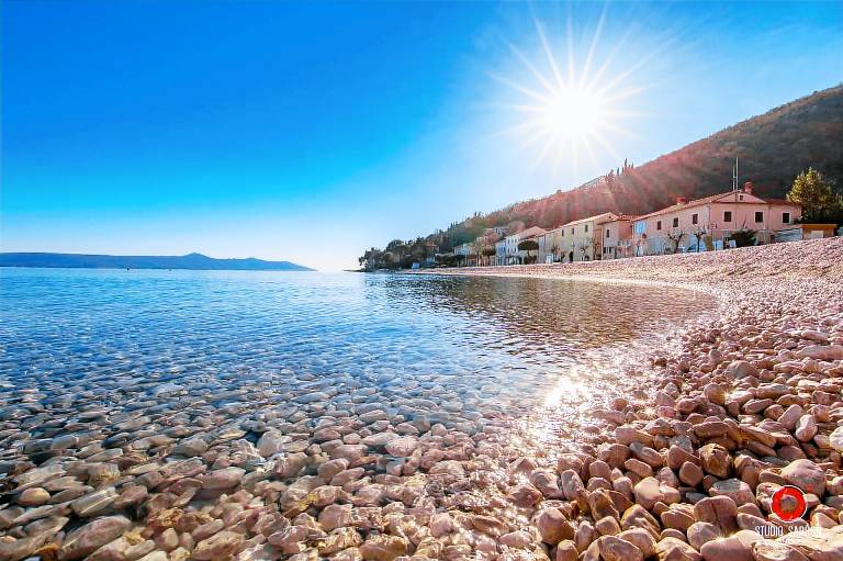 Apartma Medveja