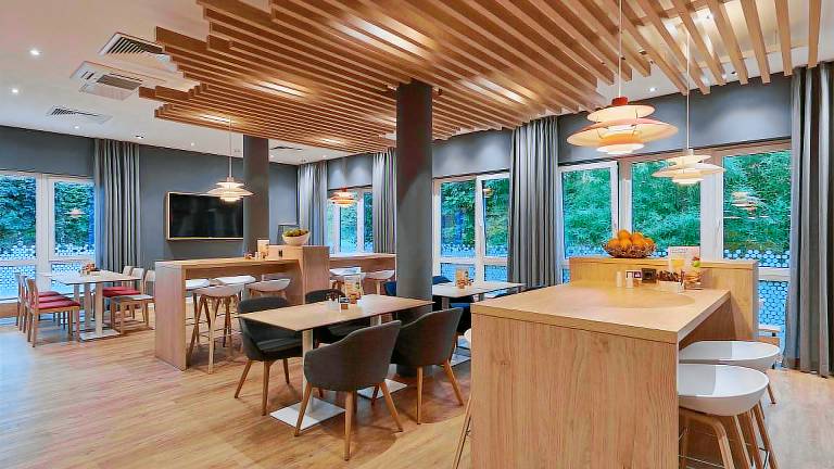 Holiday Inn Express Cologne Troisdorf By IHG — photo 2