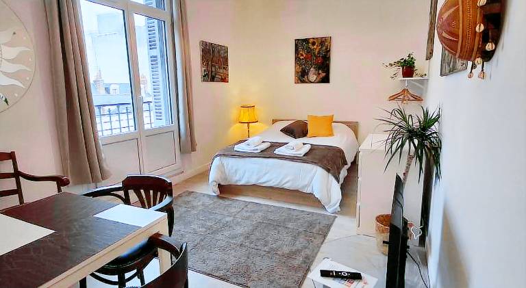 Apartment with 1 room for 2 persons in Tours