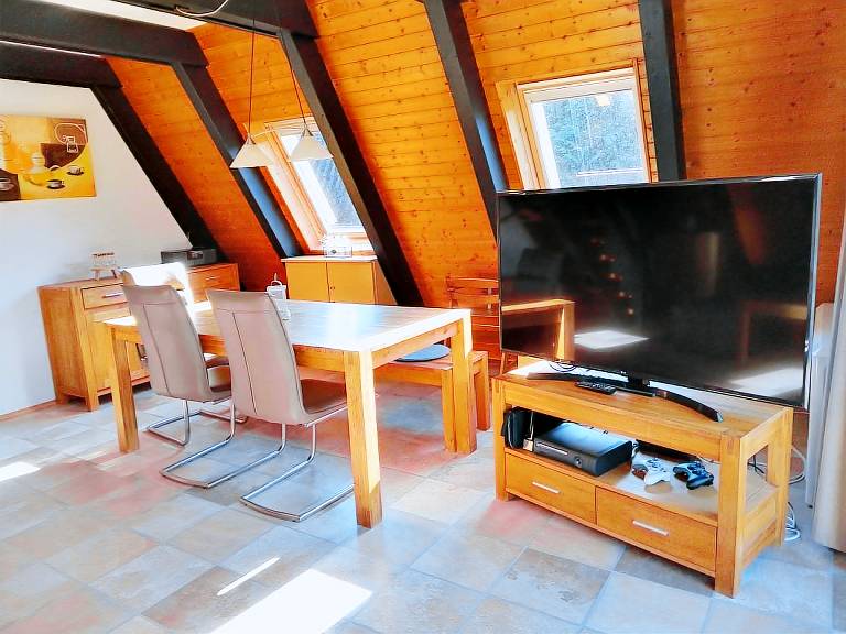 Gemütliches Nurdach-Ferienhaus FUXBAU im Ferienpark Fedderwardersiel — photo 2