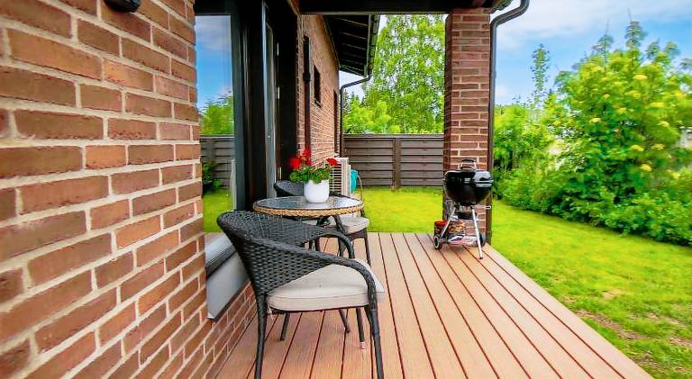 Villa with 1 room for 5 persons — photo 4