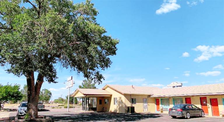 Lariat Motel — photo 3