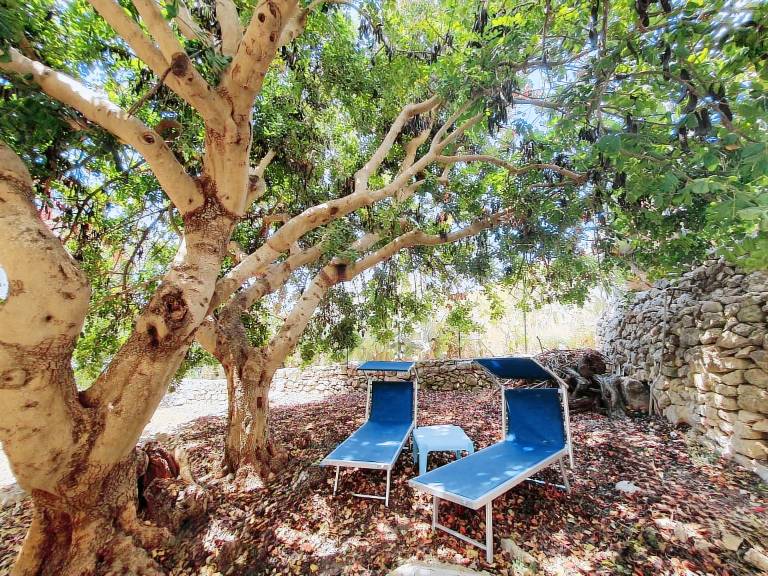 Vacation home with terrace, private pool & garden — photo 5