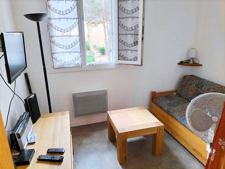 Apartment with 1 room for 4 persons — photo 4