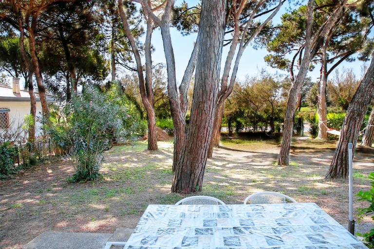 Child-friendly villa with patio & garden | Garden view | Next to the beach | Pet-friendly — photo 4