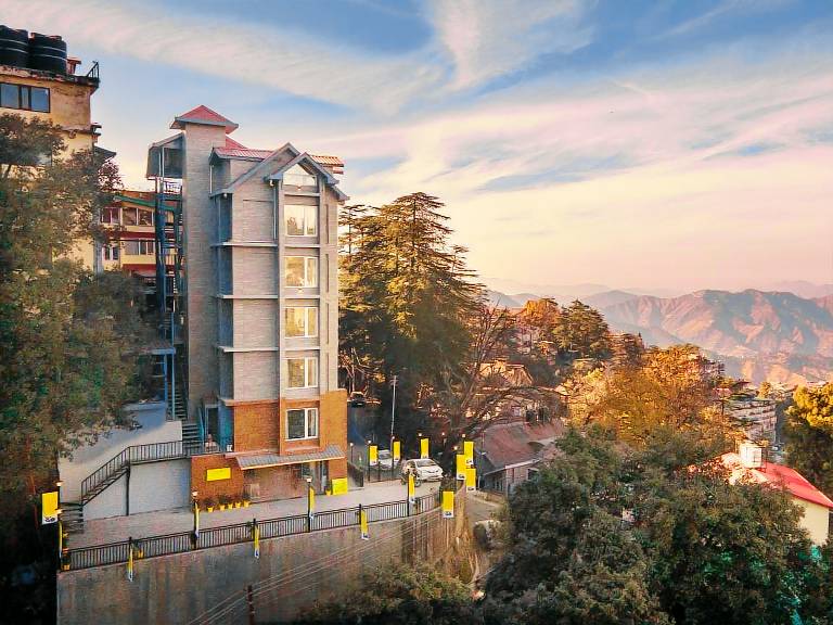 The Hosteller Shimla, Valley View in Shimla
