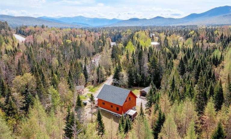 Cabin Twin Mountain