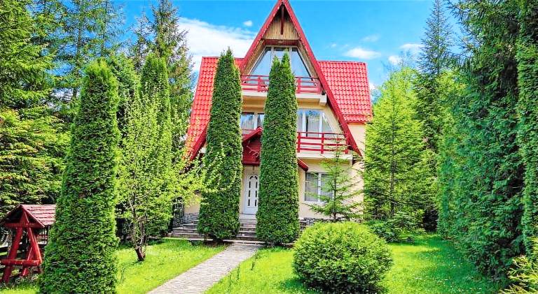 House with 6 rooms for 14 persons in Predeal