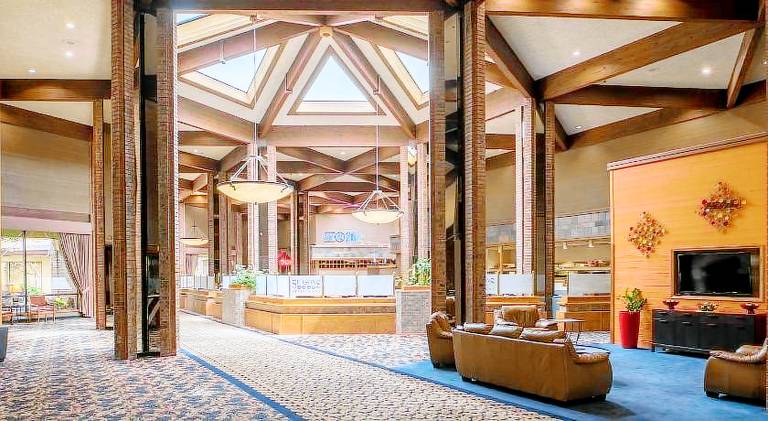 Red Lion Hotel Pasco Airport & Conference Center — photo 2