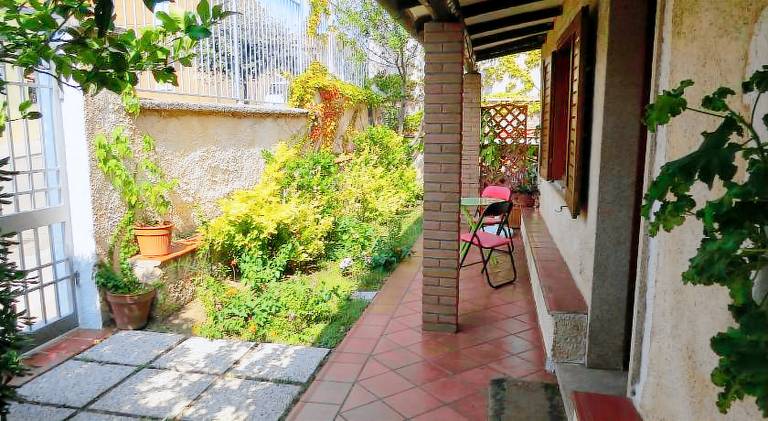 Rental apartment with 1 room for 2 persons in Arzachena