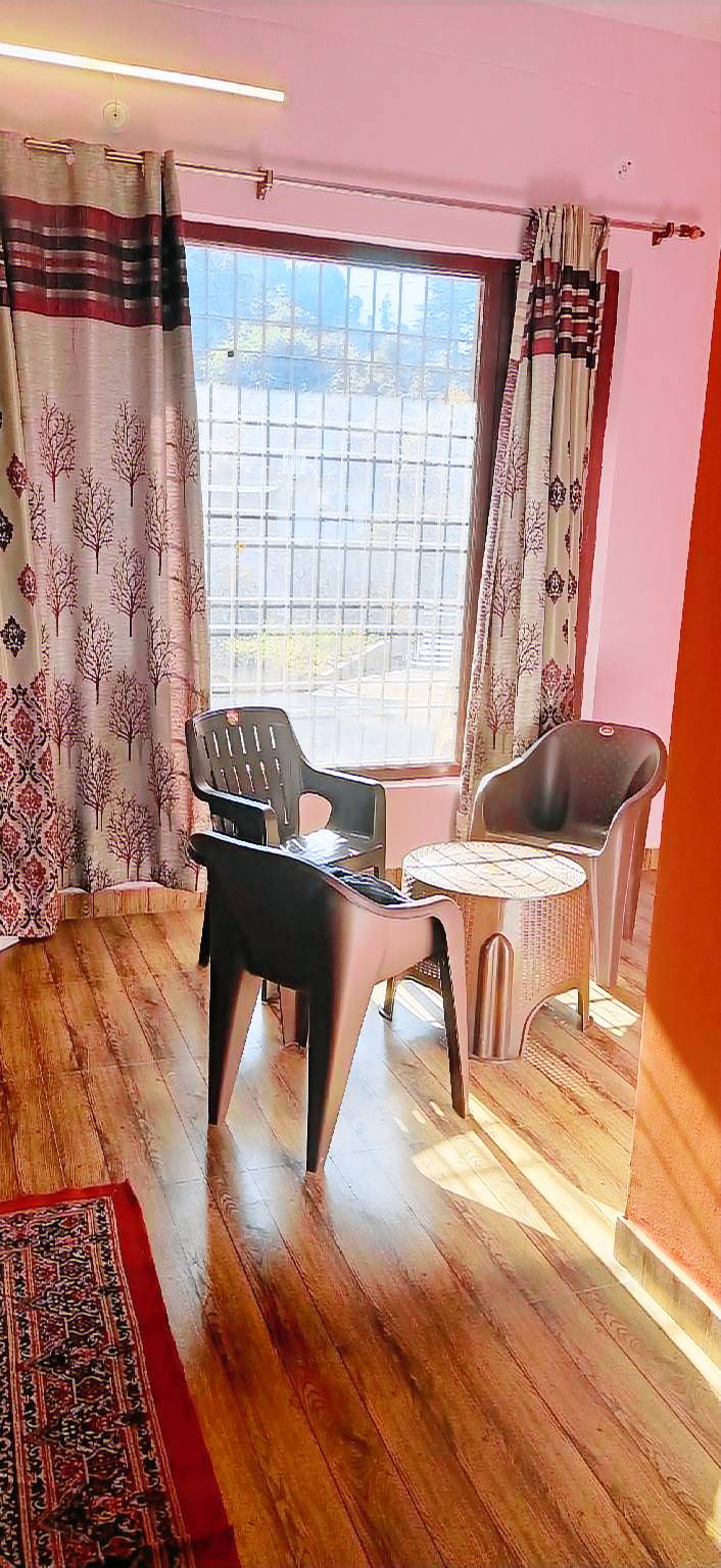 Fully equipped ample house with BBQ & yard | Perfect for remote work | Pets allowed — photo 2