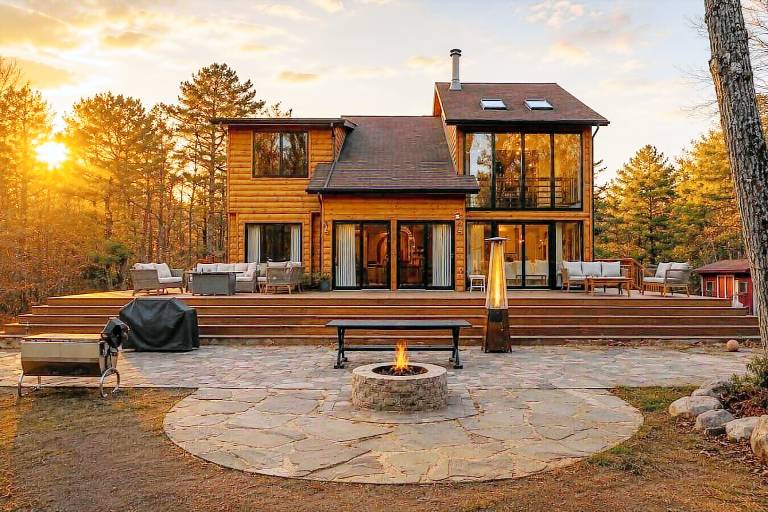 Cabin Pocono Lake