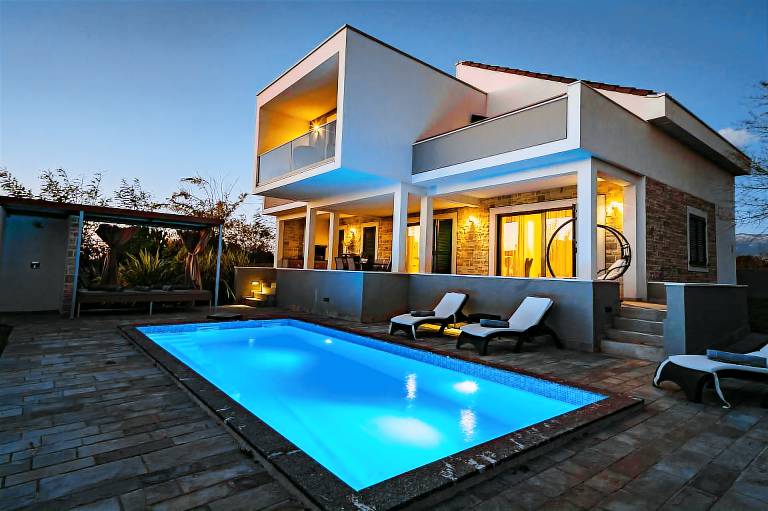 Villa Novalja