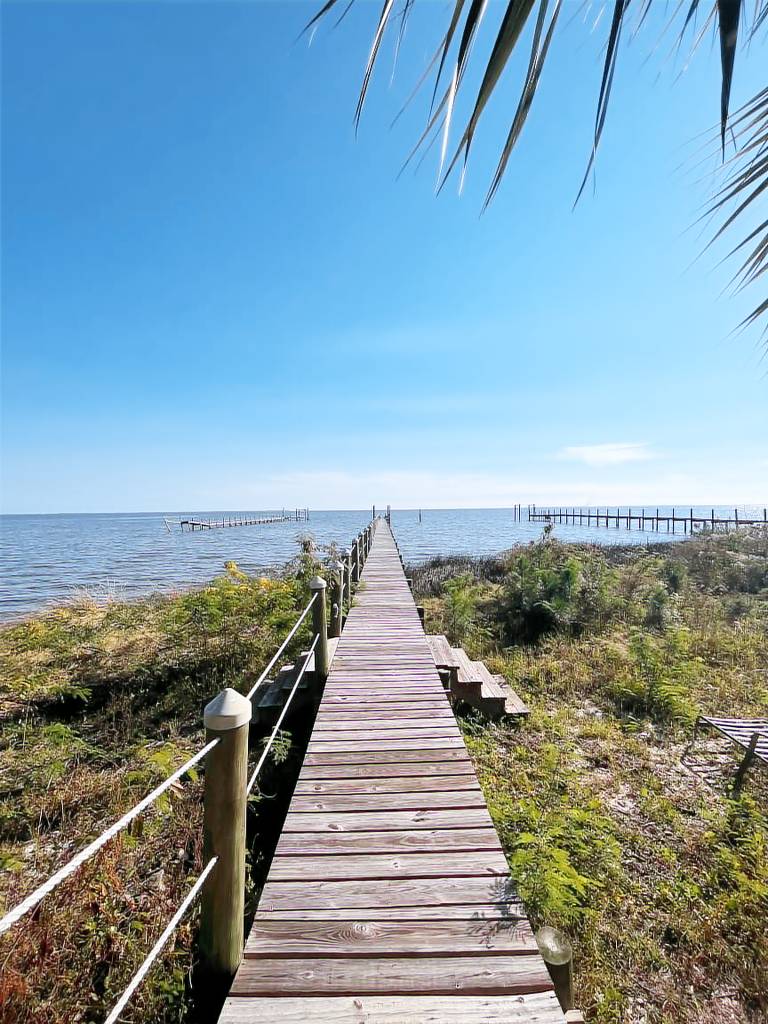 House Apalachicola