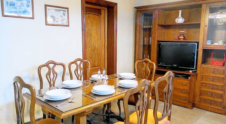 Apartment | Close to Mosque–Cathedral of Córdoba | Perfect for remote work — photo 3