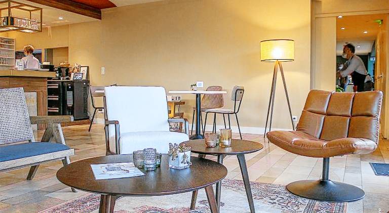 Logis Hotel & Restaurant - Le Relais de Montigny — photo 4