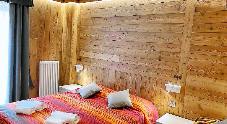 Sottosopra Alps Apartments & Rooms Ski & Bike room in Jovencan