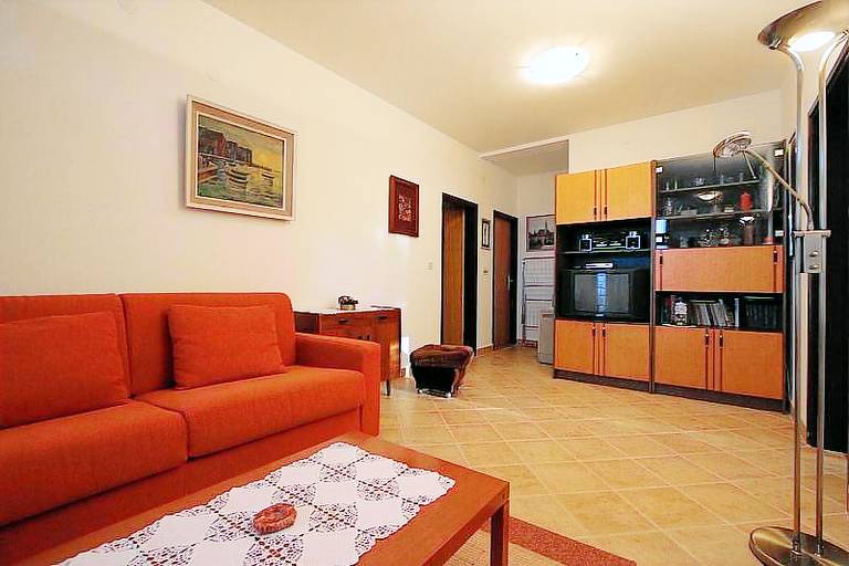 Ferienwohnung in Rovinj mit Balkon, Klimaanlage, W-LAN, Waschmaschine (3482-7) — photo 2