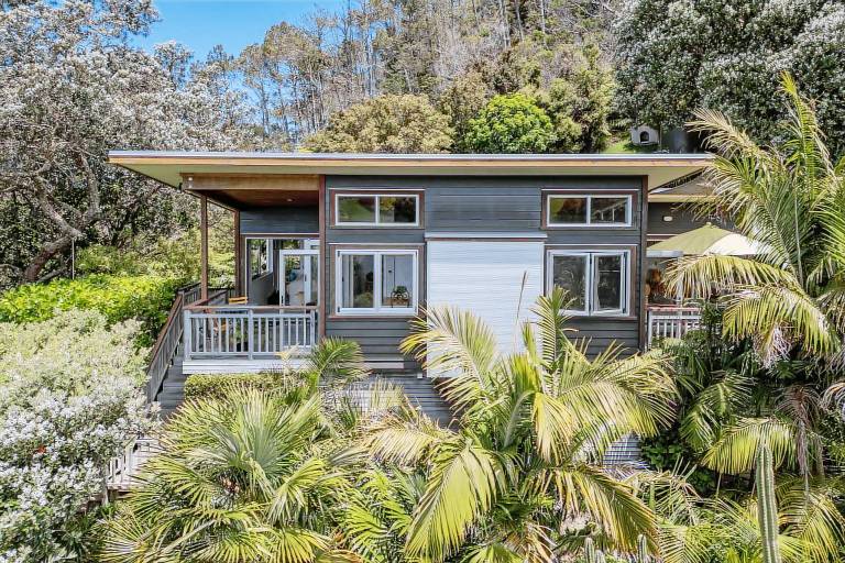 House  Whitianga
