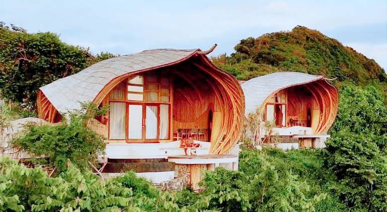 1689 m&sup2; Lodge