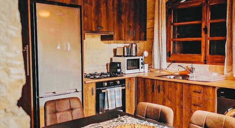 Rental apartment with barbecue, terrace & yard — photo 5