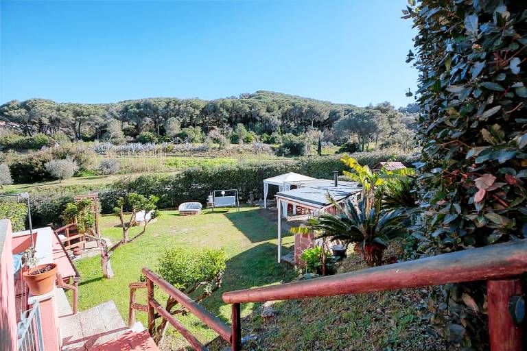 Children-friendly charming holiday apartment with garden & BBQ | Dogs allowed — photo 3