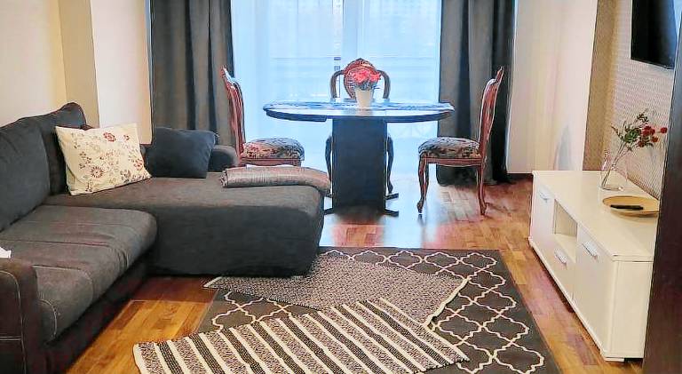 Apartment with jacuzzi | Close to Stavropoleos Monastery — photo 2