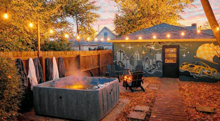 Vacation home with hot tub in Marion, IN