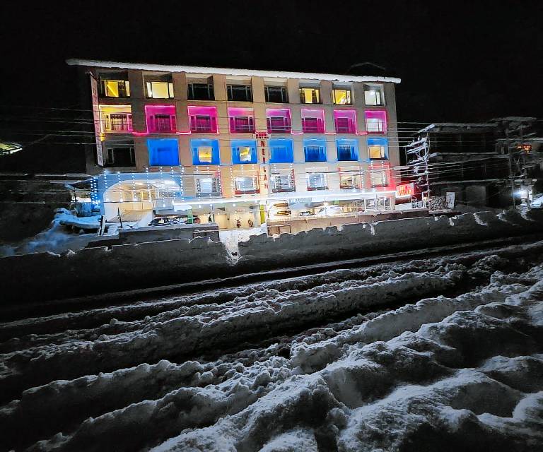 Hotel neelam in Manali