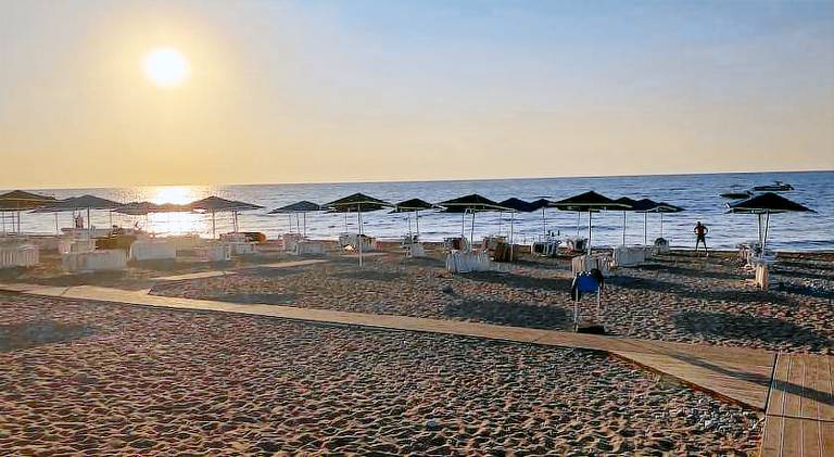 Villa S - Wonderful Holiday Home on the Beach in Kemer