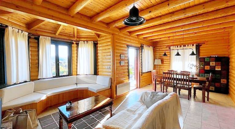 Chalet Klimatia - Ομορφη ξυλινη μεζονετα με τζακι in Ioannina