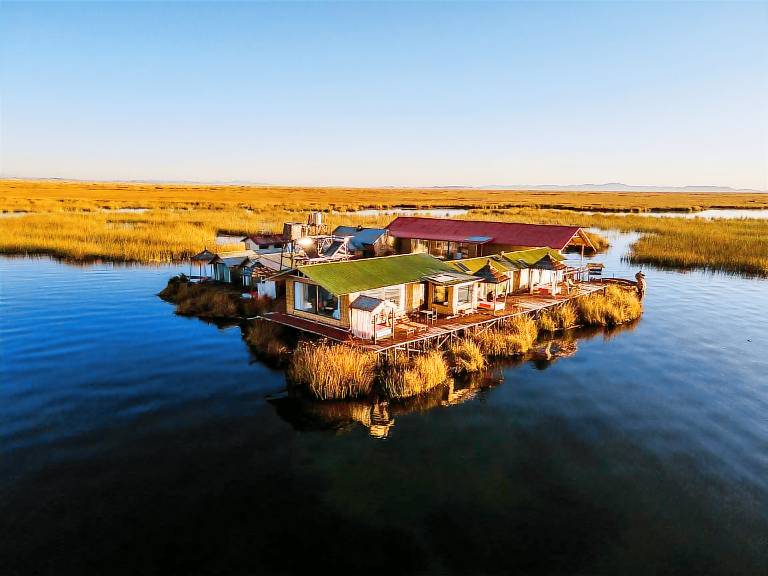 Uros Titicaca Lodge