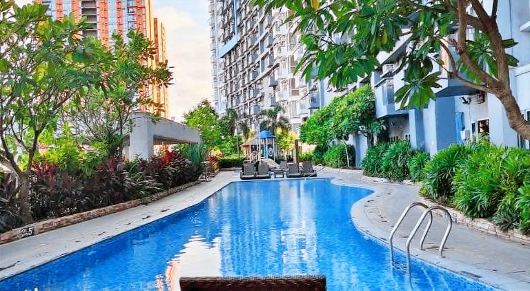 Manhattan Heights Tower D - Araneta Center Cubao — photo 3