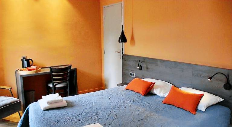 Hotel Le Pont Neuf in Millau