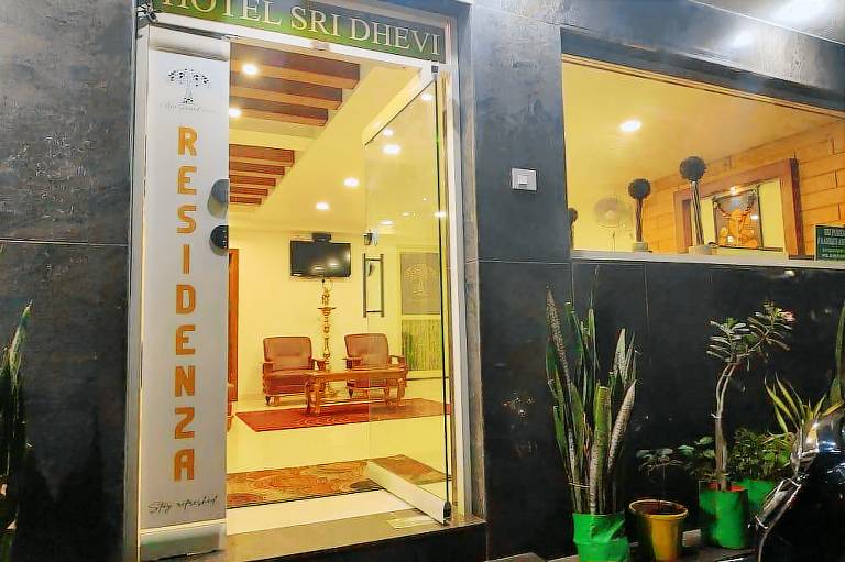 LIVGRAND HOTEL SRI DHEVI Salem
