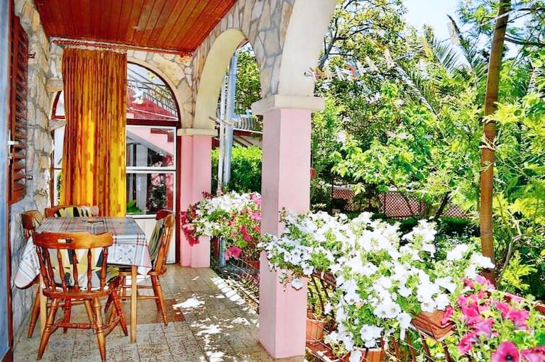 Ferienwohnung  Starigrad
