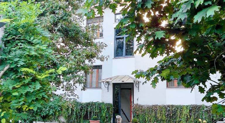 D OR DUBLE bed and breakfast